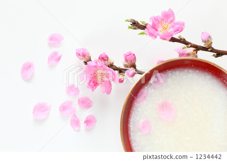 Sweet sake and flower peach of sake 1234442