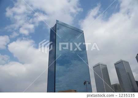 skyscraper  1235135