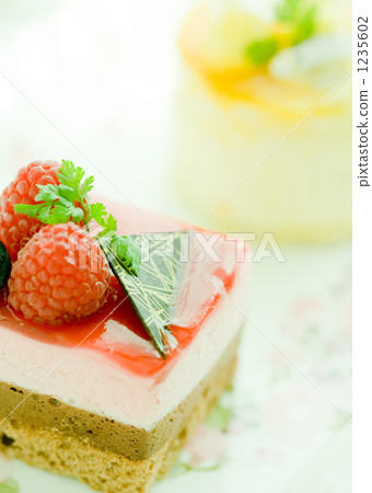 Spring color cake Spring color cake 1235602