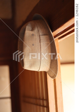 hat, hut, japanese-style room 1246162