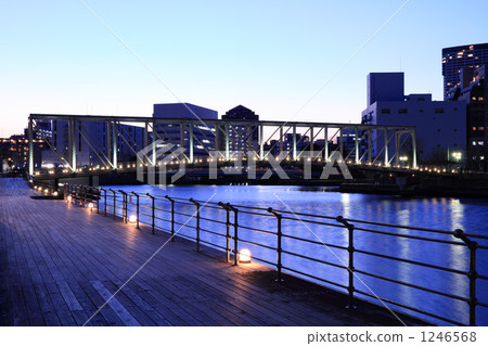 Dusk · canal city Dusk · canal city 1246568