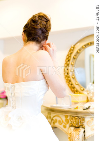 wedding dress, back view, western clothes 1246585