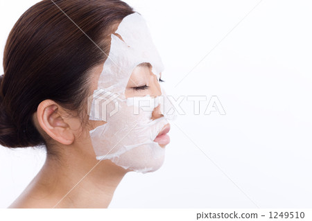 A woman packing A woman packing 1249510
