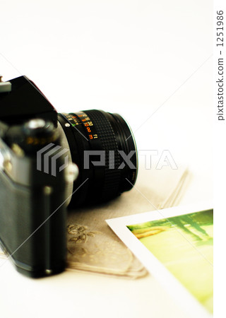 Camera 1251986