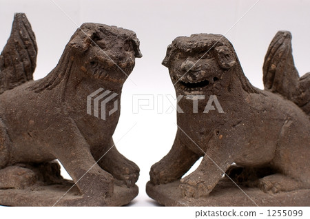 Guardian dog 1255099