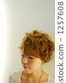 short-hair, bob, 20 1257608