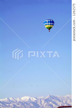 air balloon, mountain range, tokachi 1262575