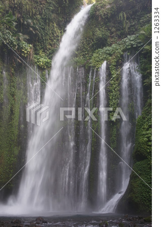 瀑布 1263334