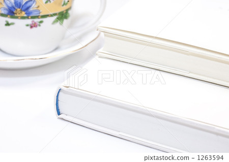 書籍和茶杯 書籍和茶杯 1263594
