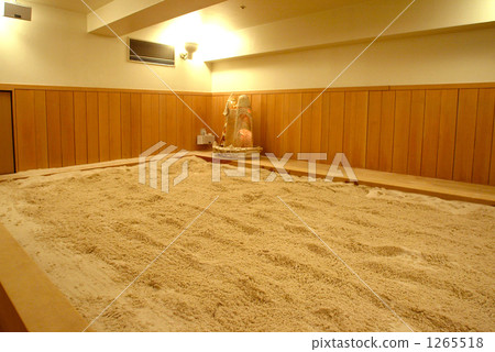 Sand bath Sand bath 1265518