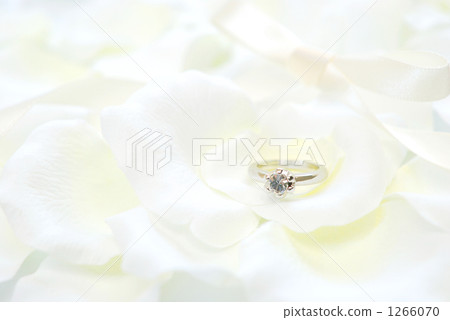 一枚戒指 1266070