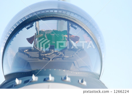 F-2 Canopy Front 1266224