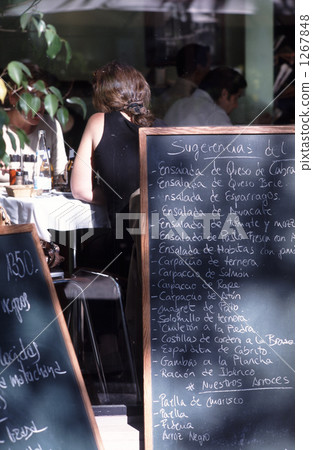 Barcelona restaurants 1267848