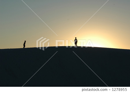Child who is running Child who is running 1278955