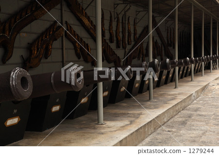 Cannon in Bangkok Royal Palace (Grand Palace) 1279244