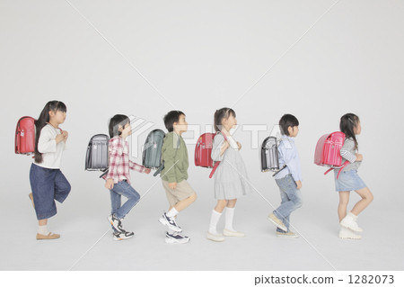 stand in a row, elementary student, primary school child 1282073