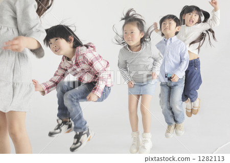 primary school student, schoolchild, schooler 1282113