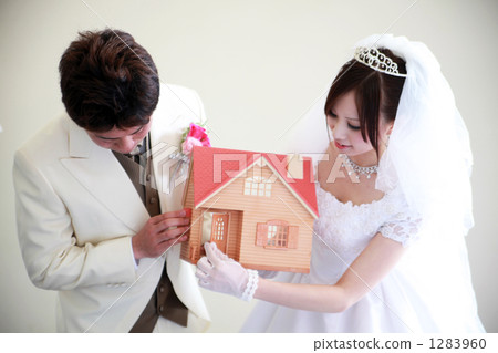 Bride and groom Bride and groom 1283960