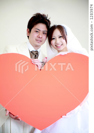 新娘和新郎與一顆心 新娘和新郎與一顆心 1283974