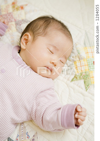 Baby's sleeping face 1284055