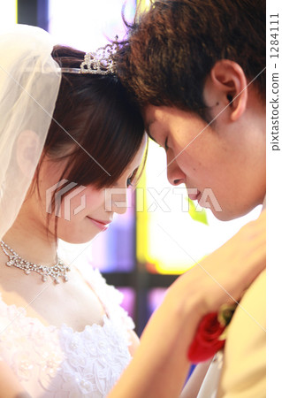 Bride and groom Bride and groom 1284111
