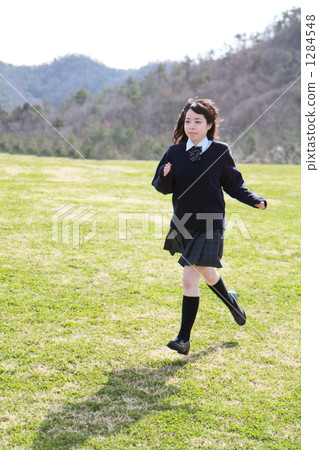 Running school girls 1284548