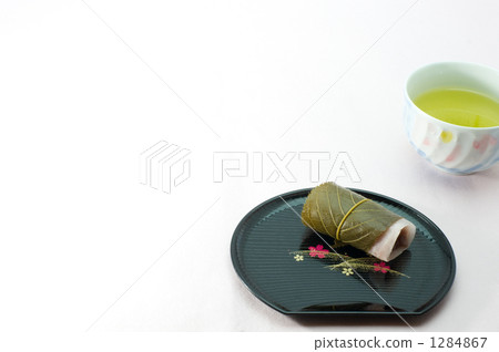 Sakura cake with tea Sakura cake with tea 1284867