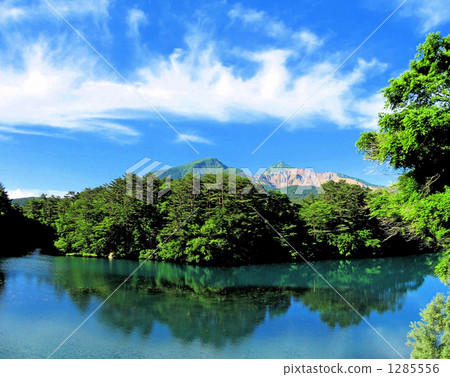 Goshikinuma (Bishamon Swamp) 1285556