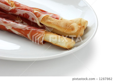 Gristini wrapped in a prosciutto Gristini wrapped in a prosciutto 1287862