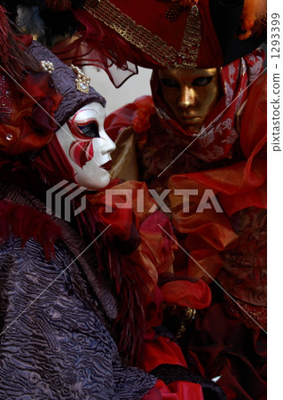 carnival, venice, heterosexual couple 1293399