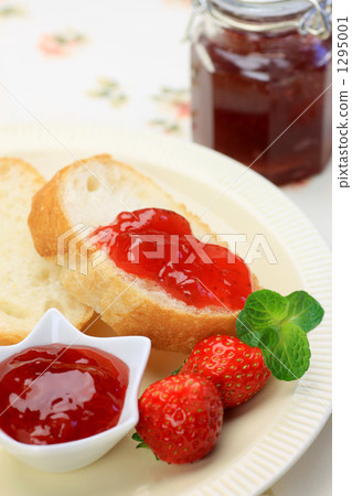 Strawberry jam Strawberry jam 1295001