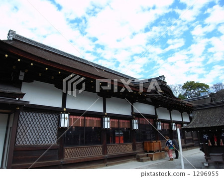 Important Cultural Property Kamo Ogun Shrine (Shimogamo Shrine) Mr. Important Cultural Property Kamo Ogun Shrine (Shimogamo Shrine) Mr. 1296955