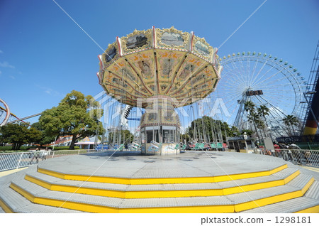 Rotating swing 1298181