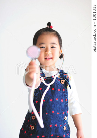 Play a doctor 1301315