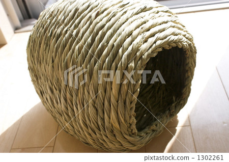 Usagi hut house 1302261