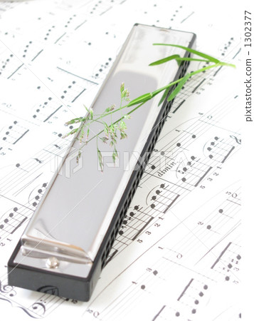 [樂器]口琴向上（垂直） 1302377