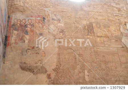 Mural painting of the Temple of Luxor 1307929