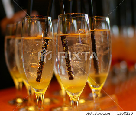 cocktail, beverage, glass 1308220