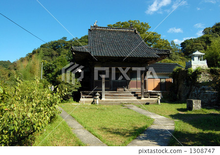 kanzeon-ji, iwami silver mine, temple 1308747