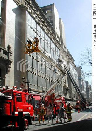 大型建築的消防培訓 1309359