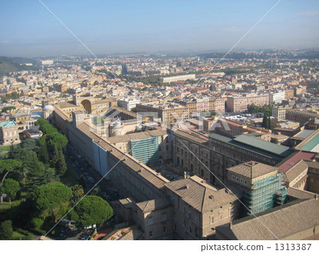 Piazza San Pietro · Overhead view · 2 Piazza San Pietro · Overhead view · 2 1313387