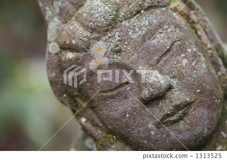 Stone statue Stone statue 1313525