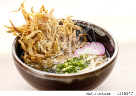 burdock heaven udon, gobouten, kamaboko 1316347