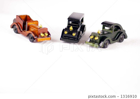 3 cars 3 cars 1316910