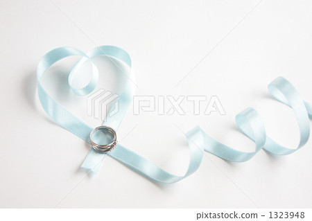 HappyRibbon-2■藍絲帶/戒指/心形 1323948