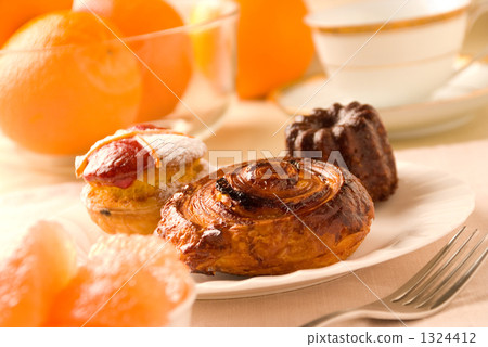 Pan Olean和水果 1324412