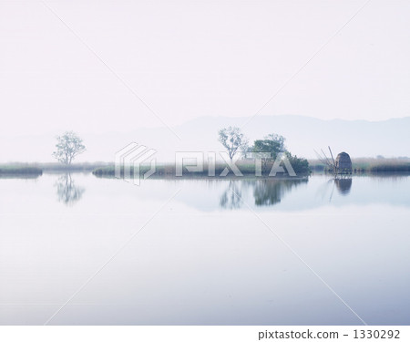 fukushima lagoon, lakes and marshes, morning mist 1330292