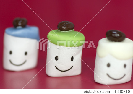 three (objects), smile, popped 1330810