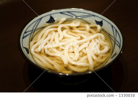 udon noodles in broth, plain udon, carbohydrate 1330838
