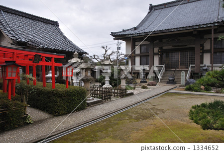 三國蒙大拿步行/ Kumoji寺廟 1334652